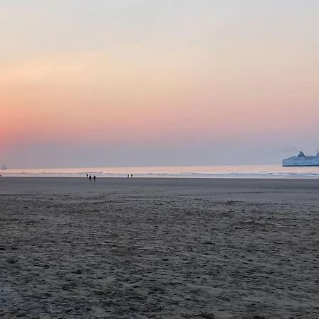 Magnifique Studio Calais Plage Bagian luar foto